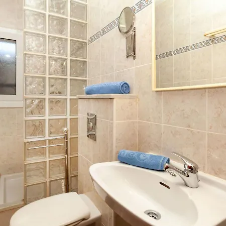 Anfora 2 By Interhome Apartamento *